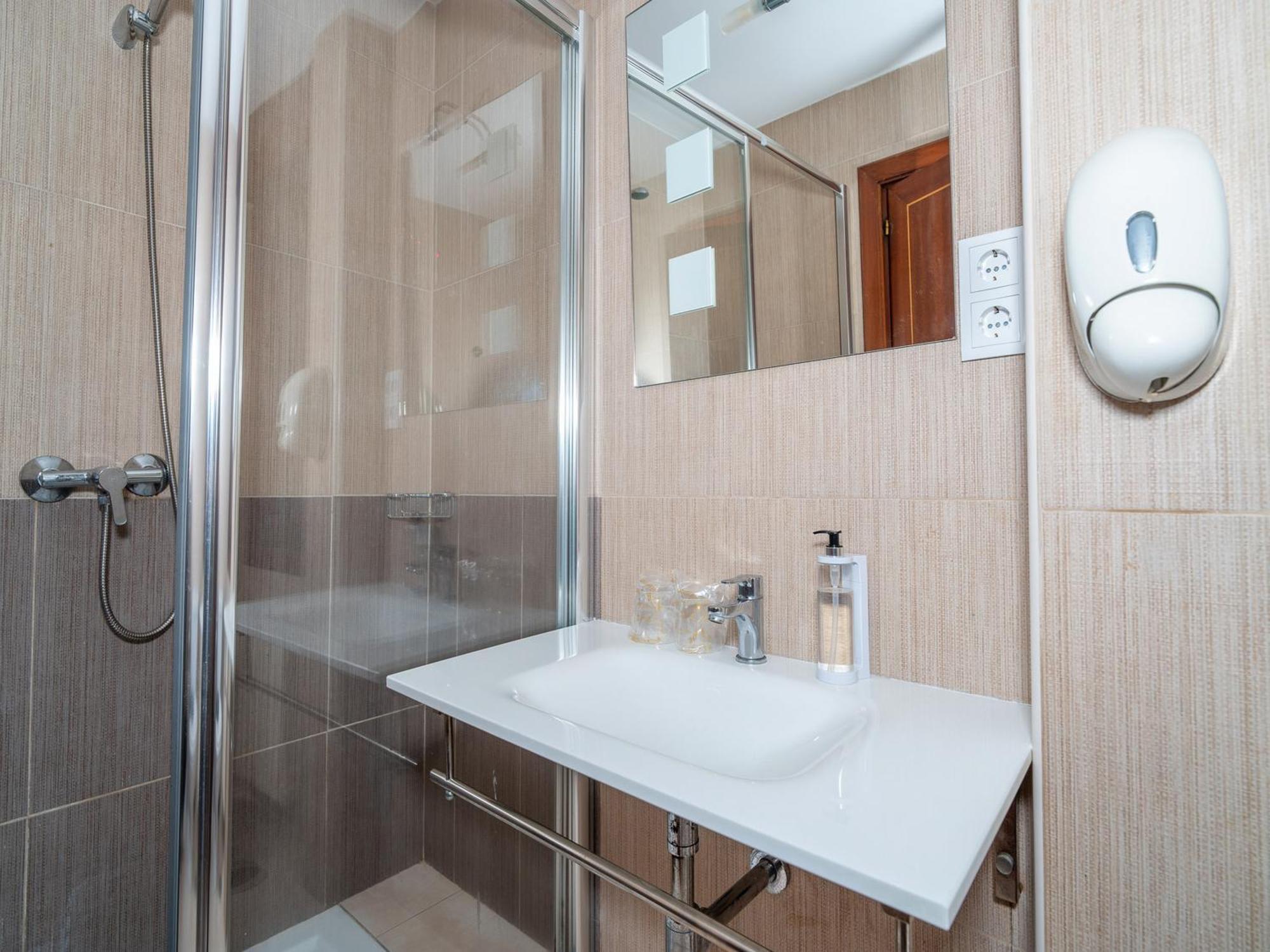 Oliva Rooms 3000 Santander Exterior foto